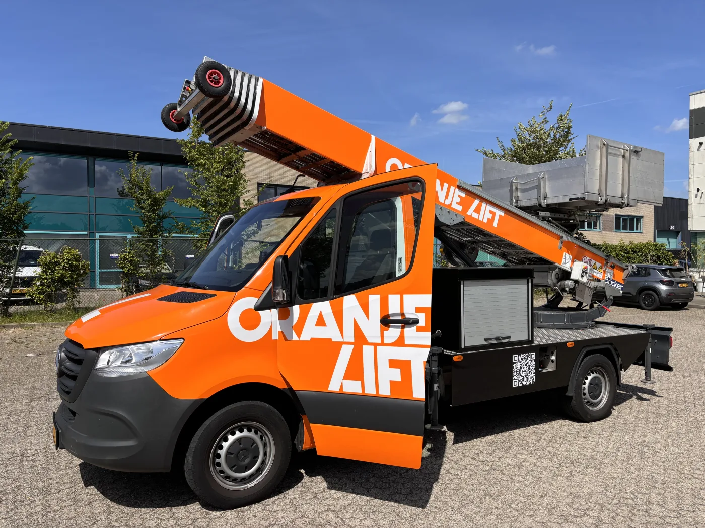 OranjeLift liftwagen volledig verzekerd